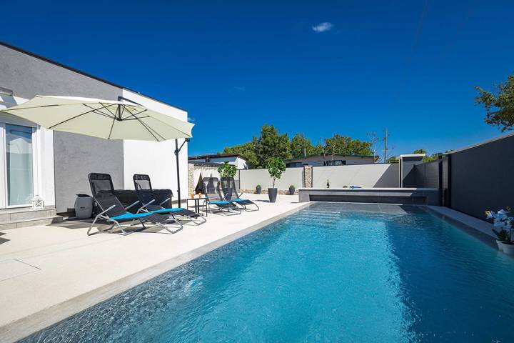 Villa für 6 Personen, mit Garten und Whirlpool, mit Haustier - 1