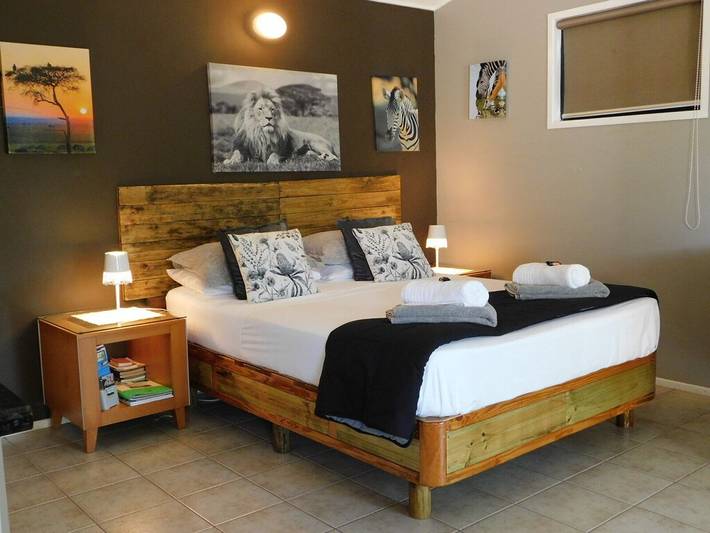 Cottage for 7 people, with garden and terrace in Sunshine Coast