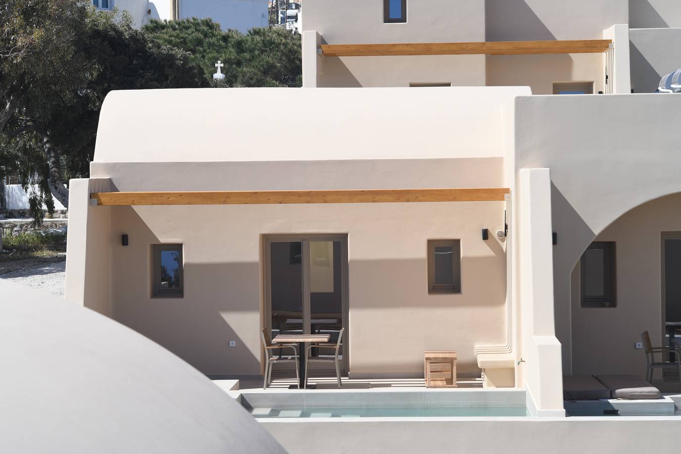 Santorini - Villa - Sleeps 2 - Pool - Parking in Vothonas, Santorin