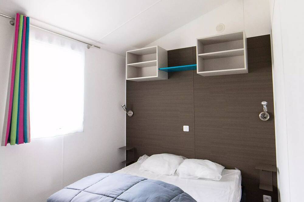 Mobil-home - 40m²  - 3 chambres - Terrasse - 6 personnes in Bénodet, Région de Quimper