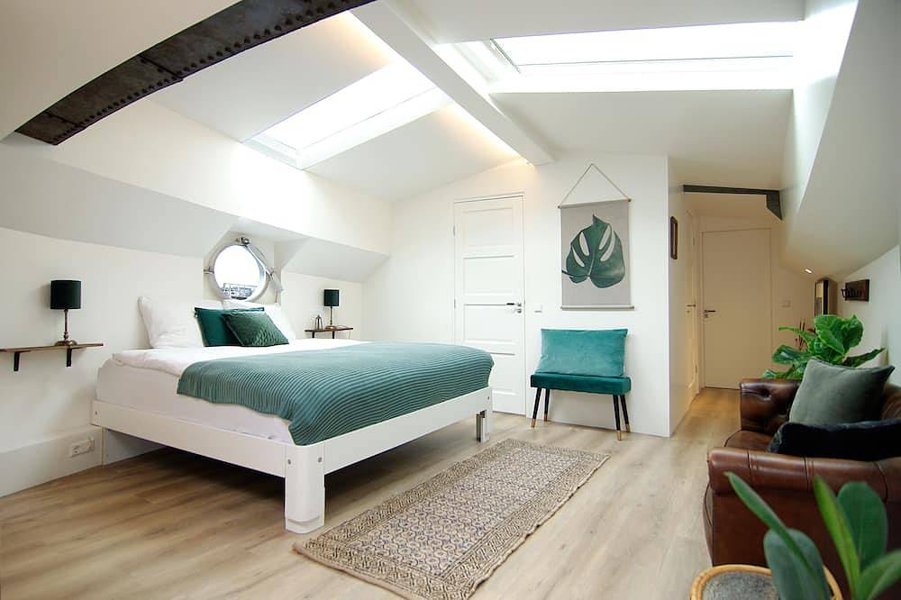 Central & Modern Eco-Houseboat 10 Minuten zu Fuß zum Zentrum in Amsterdam West, Holländische Küste