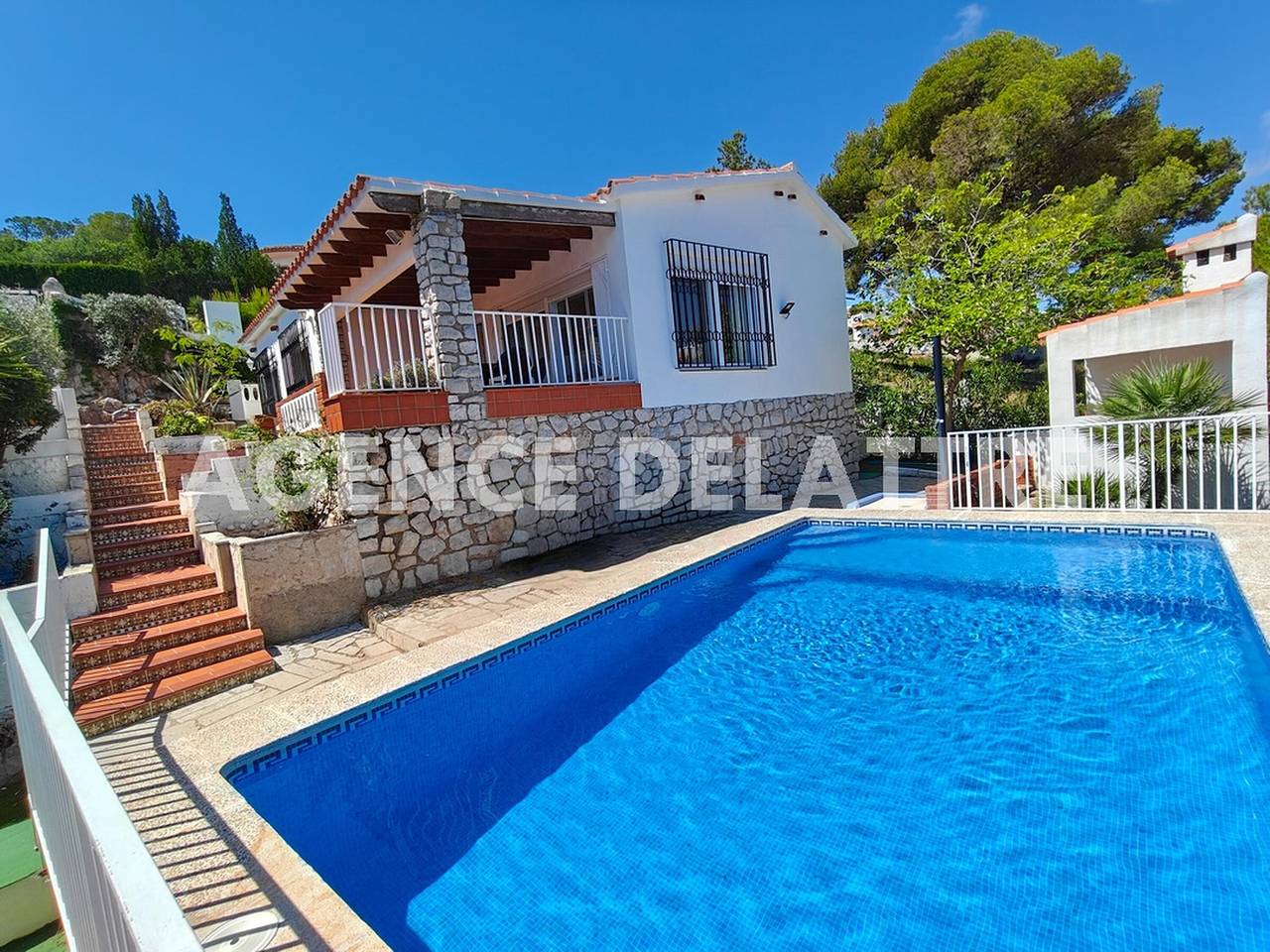 Sonnige Villa mit privatem Pool & Wifi, 3 Schlafzimmer in Peñiscola, Costa del Azahar