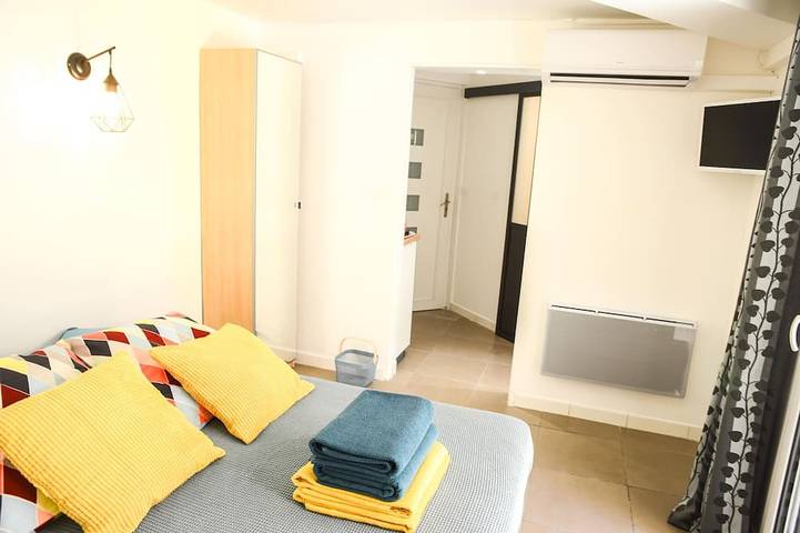 Appartement entier, Studio \"les Hortensias\" in Avignon, Vaucluse