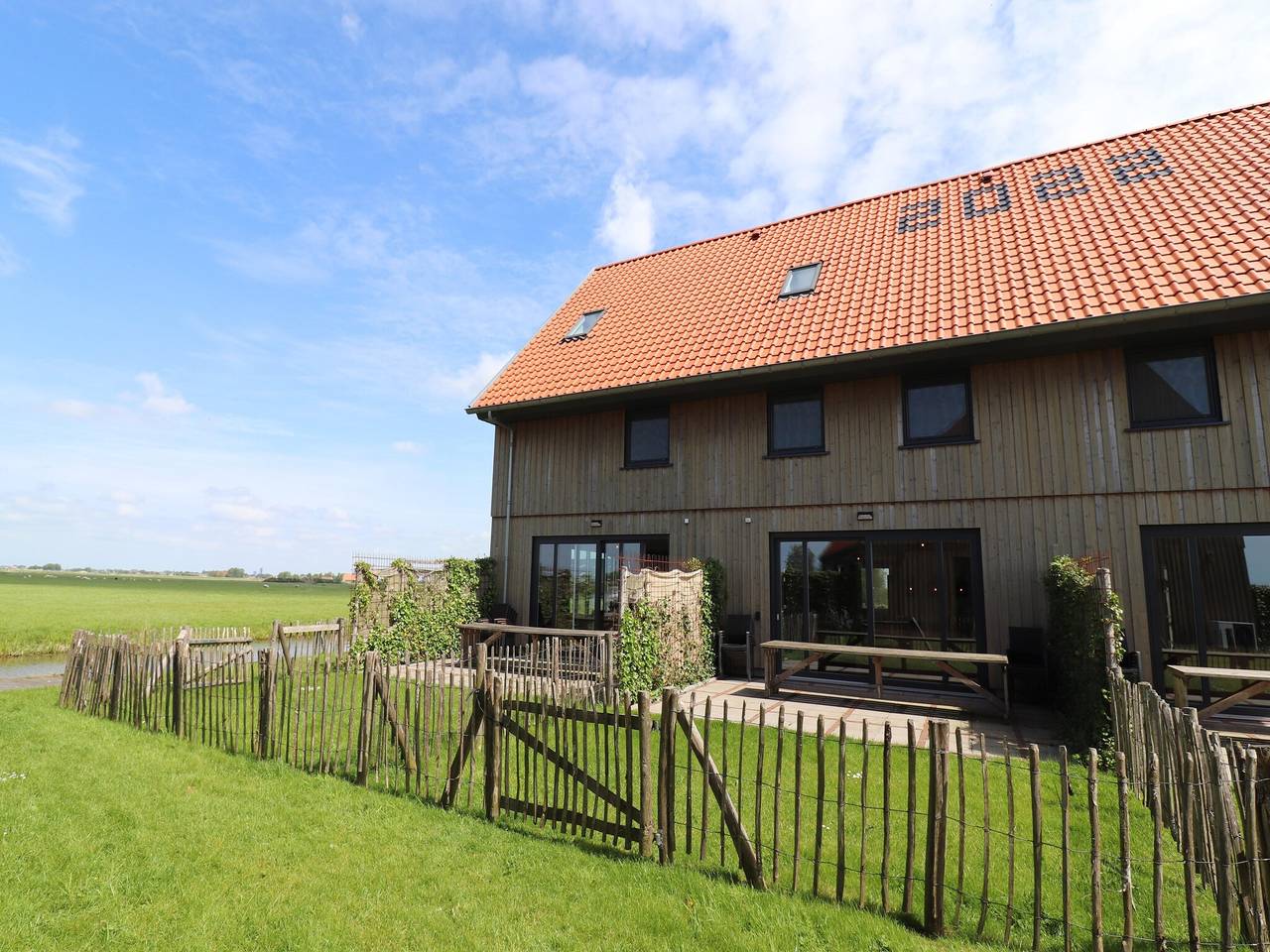Gartenparadies in Friesisch in Littenseradiel, Niederländische Nordsee
