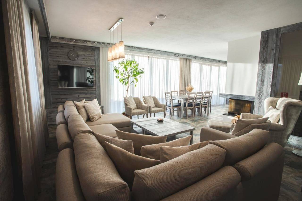 Deluxe Double Room with Extra Bed in Donovaly, Low Tatras