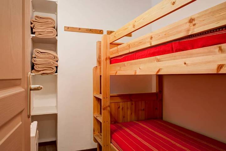 Gîte pour 6 personnes, avec balcon, animaux acceptés dans Casino De Brides Les Bains - 3