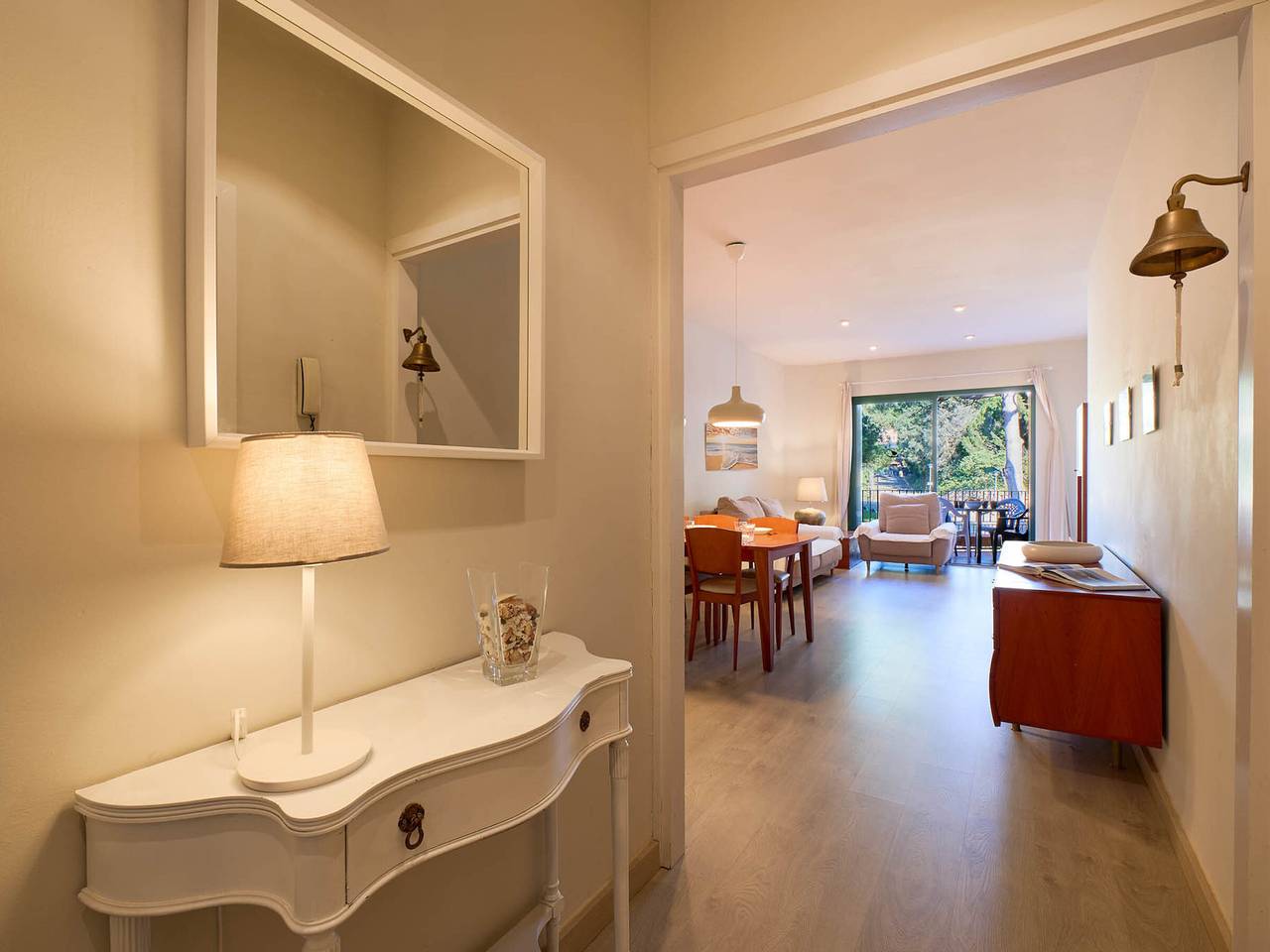 Appartement entier, Appartement à Llafranc, 70m de la plage, 6 pers., garage privé in Llafranc, Palafrugell