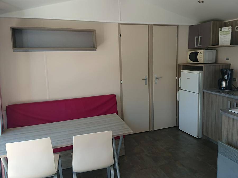 Camping La Provençale - Mobilhome 4 personas - Casa móvil estándar de 2 dormitorios in Mandelieu-la-Napoule, Massif de l'Esterel