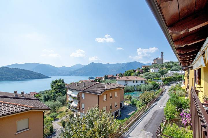 Ferienwohnung für 4 Personen, mit Seeblick und Balkon am Iseosee - 3