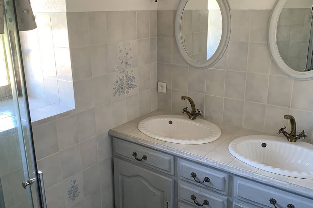Maison périgourdine avec piscine\"Les Combettes\" in Val de Louyre et Caudeau, Périgord Pourpre
