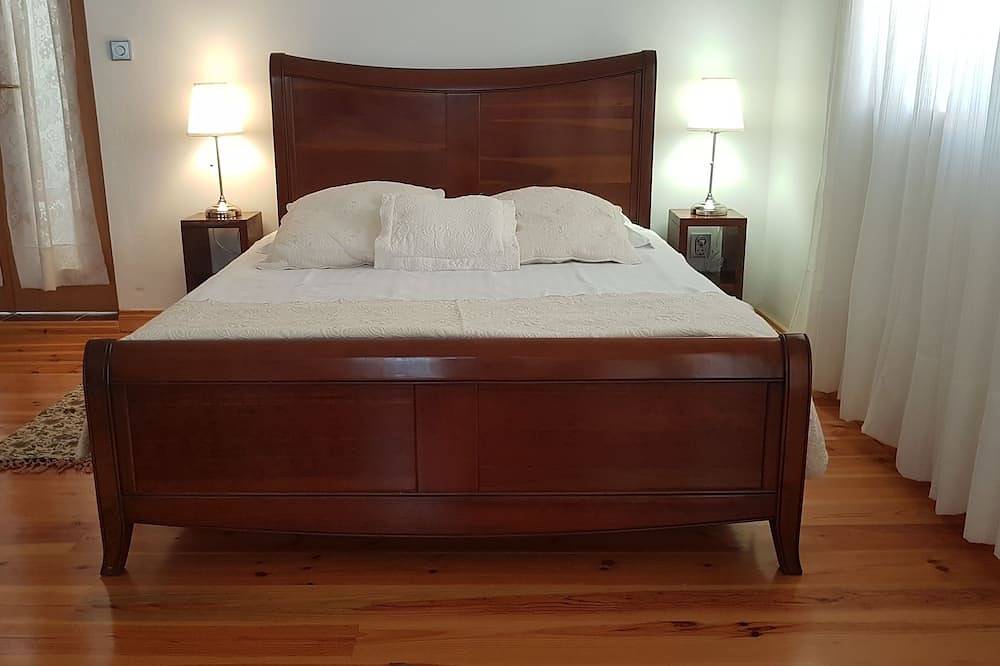 Casa Lu, ein Charmantes Haus in Einem Friedlichen Dorf in Ponta do Pargo, Madeira