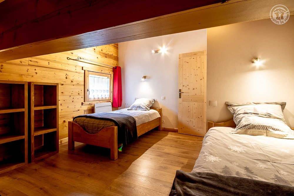 Le Chenavelle D'en Haut in Les Saisies, Albertville region