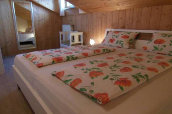 Ganze Wohnung, Feriendomizil mit Balkon inmitten des Bay. Waldes in Neureichenau, Šumava Mountains