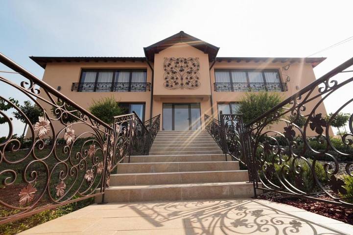 Appartement de vacances pour 2 personnes, avec piscine et jardin