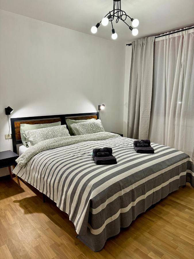 B&b per 8 persone, con Balcone e Terrazza a Alzano Lombardo