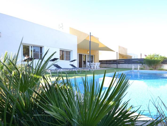 Maison de vacances pour 6 personnes, avec piscine ainsi que jardin et terrasse, animaux acceptés - 1