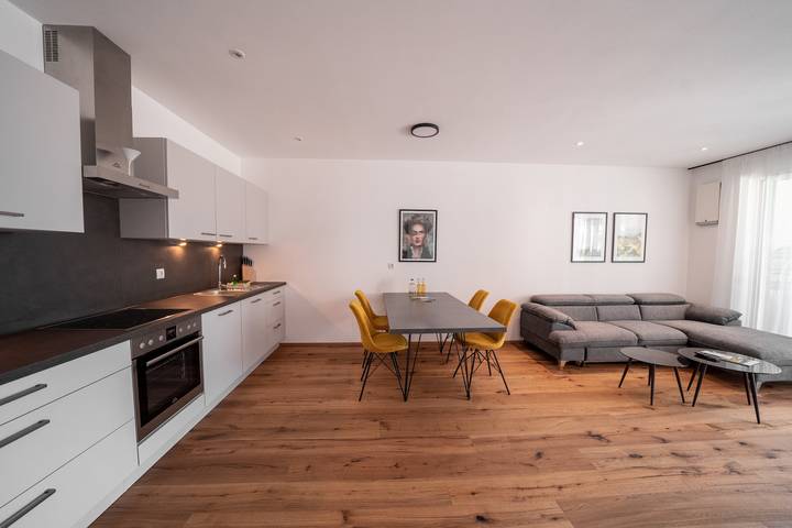 Ferienwohnung für 4 Personen, mit Balkon und Seeblick in Überetsch-Unterland - 3