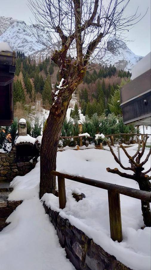 Gîte pour 4 personnes, avec vue et jardin à Colere - 2