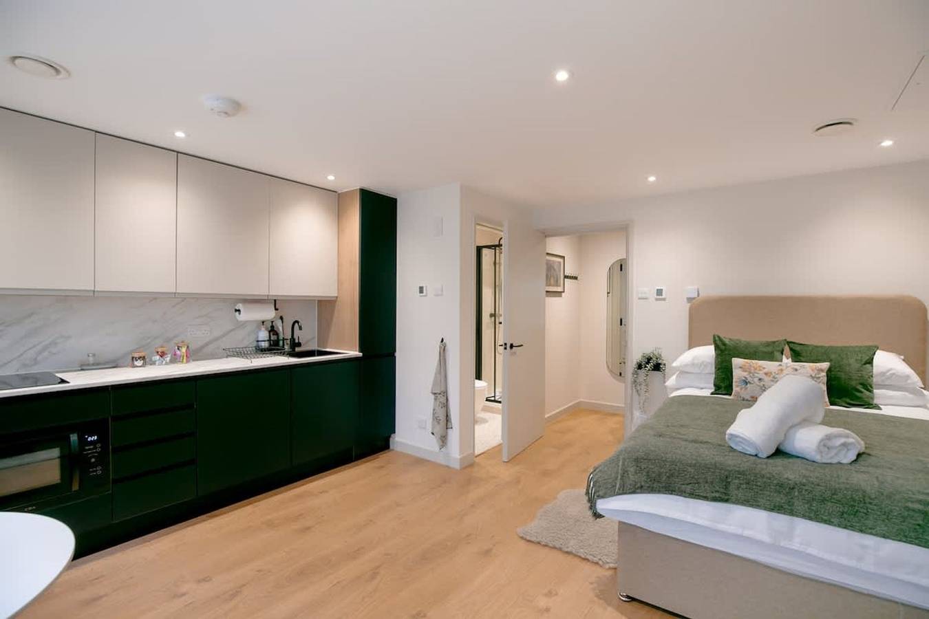 Apartamento entero, The Lindenstone Prime Location In Maidstone in Kent