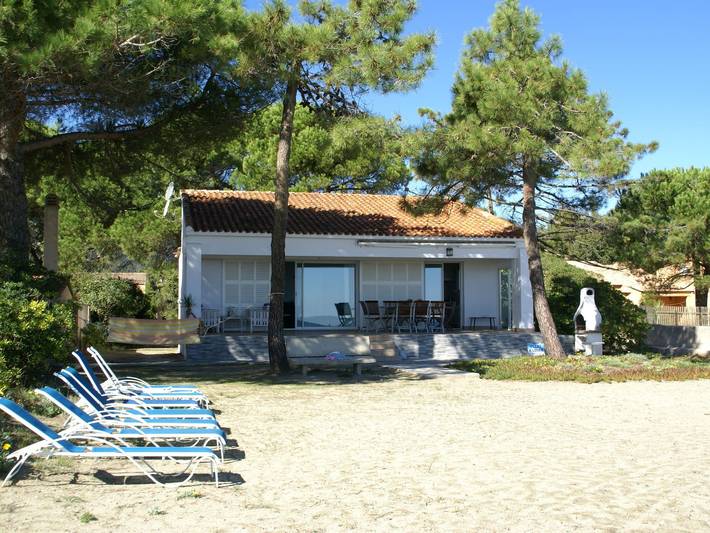Villa pour 10 personnes, avec terrasse et piscine - 1
