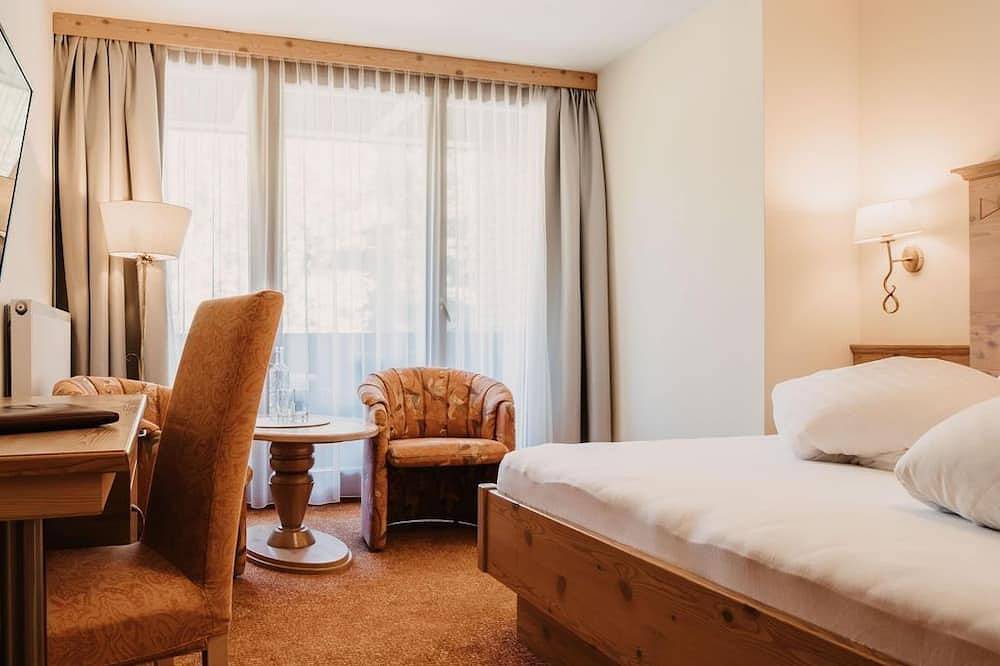 Doppelzimmer mit Dusche, Wc - Naturhotel Schütterbad in Unken, Pinzgau