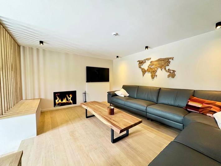 Location de vacances pour 24 personnes, avec jardin et piscine ainsi que vue et sauna à Gesves - 4