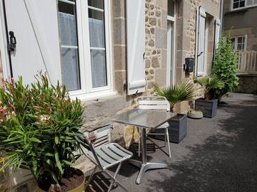 Gîte pour 2 personnes, avec terrasse, animaux acceptés à Saint-Vaast-la-Hougue