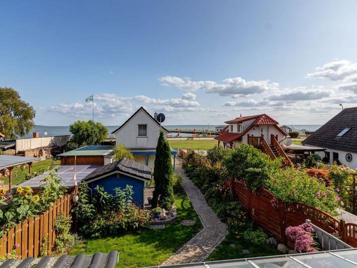 Ferienwohnung für 5 Personen, mit Terrasse und Garten sowie Seeblick in Kamminke - 2
