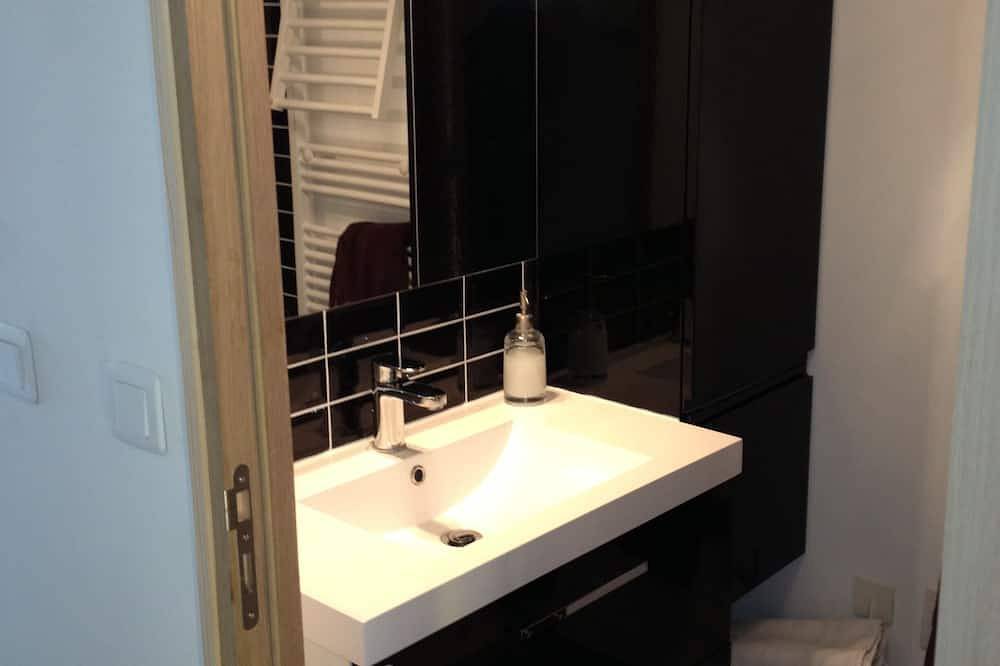 All Comfort, pleasant Terrace, Near Lake and Sea. Private parking. in Lac d'Hossegor, Hossegor