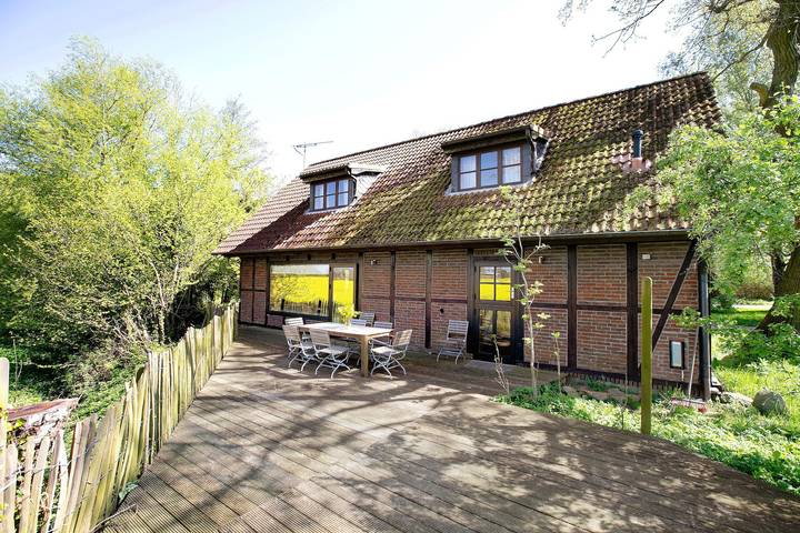 Ferienhaus für 7 Personen, mit Garten in Rabenholz