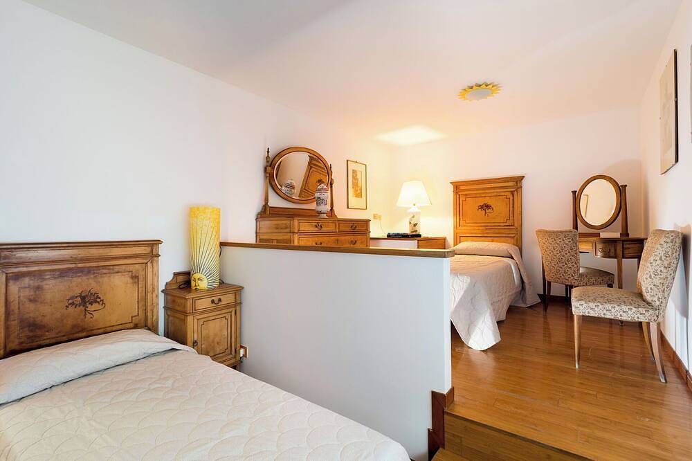 Appartement entier, Unique, avec terrasse panoramique et hammam in Aci Castello, Province de Catania