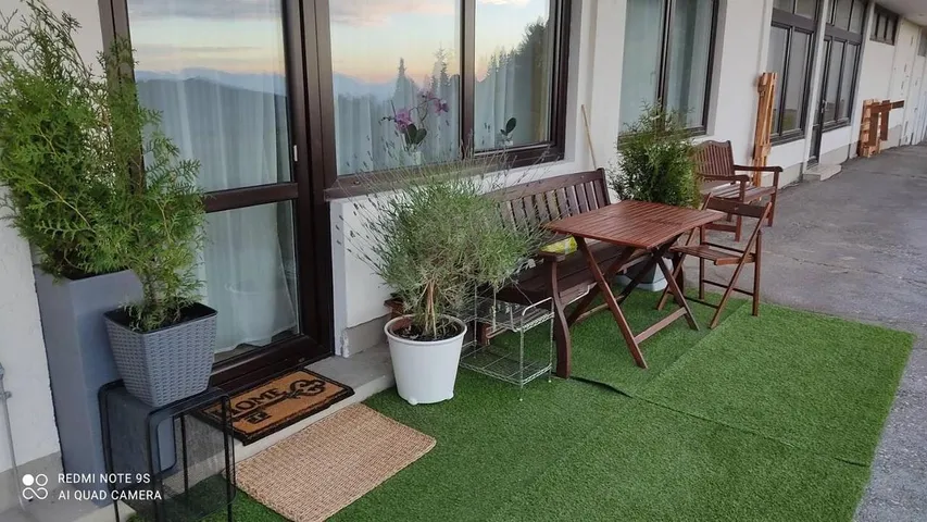 Ferienwohnung für 4 Personen, mit Terrasse und Sauna sowie Pool, mit Haustier - 1