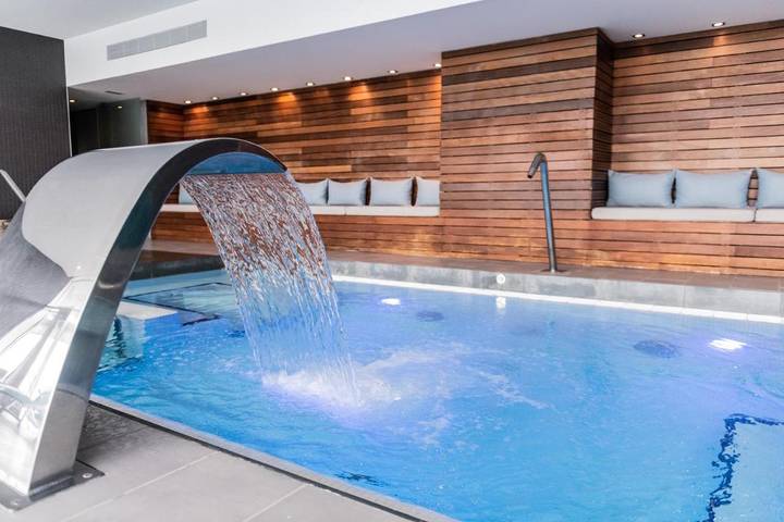 Hotel für 3 Personen, mit Balkon und Terrasse sowie Garten und Pool in Mataró - 2