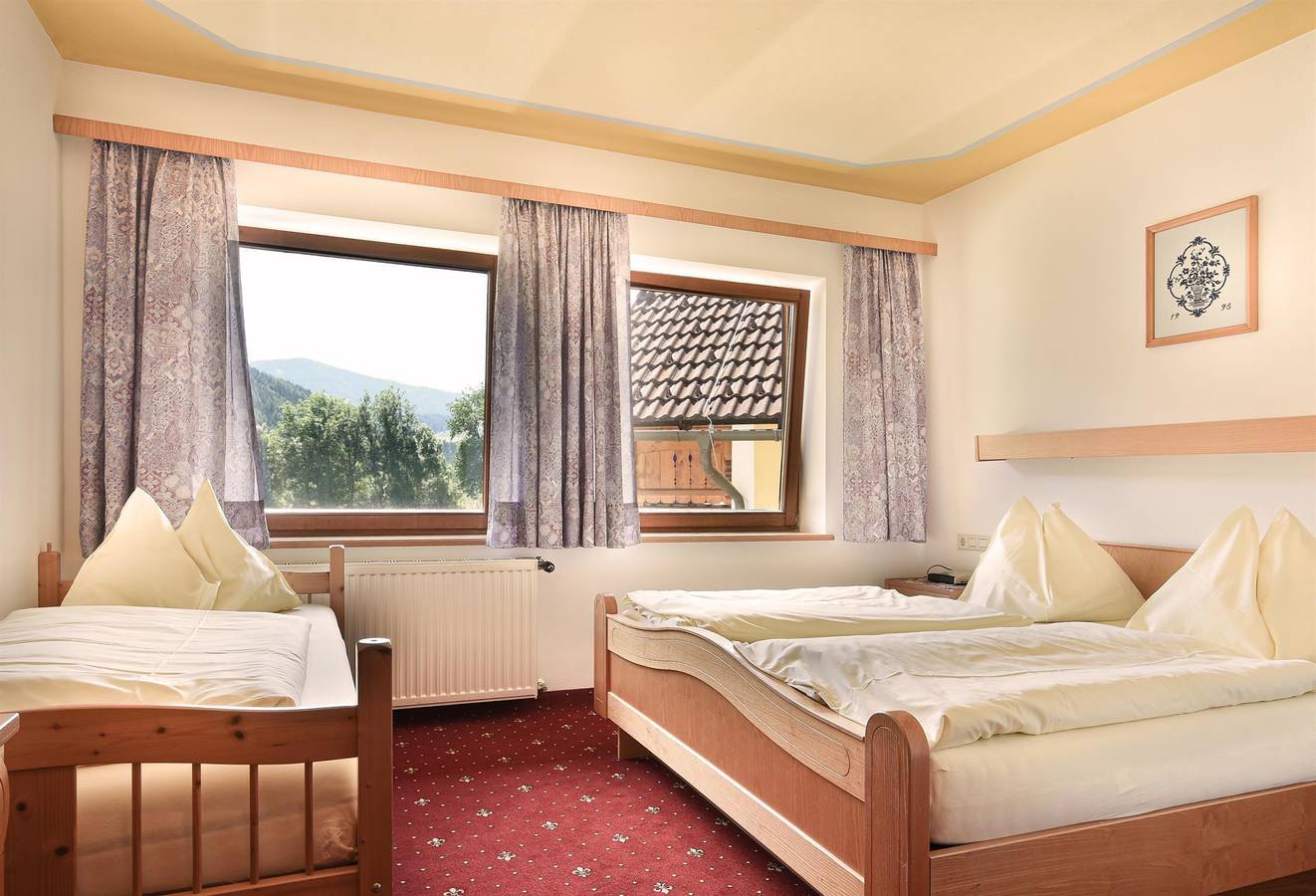 Doppel- od. Dreibettzimmer, Dusche, Wc in Schöder, Murau (Kreischberg)