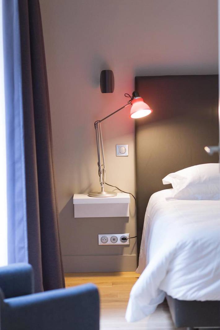 Chambre d’hôte pour 4 personnes, avec vue ainsi que piscine et terrasse à Bordeaux - 3