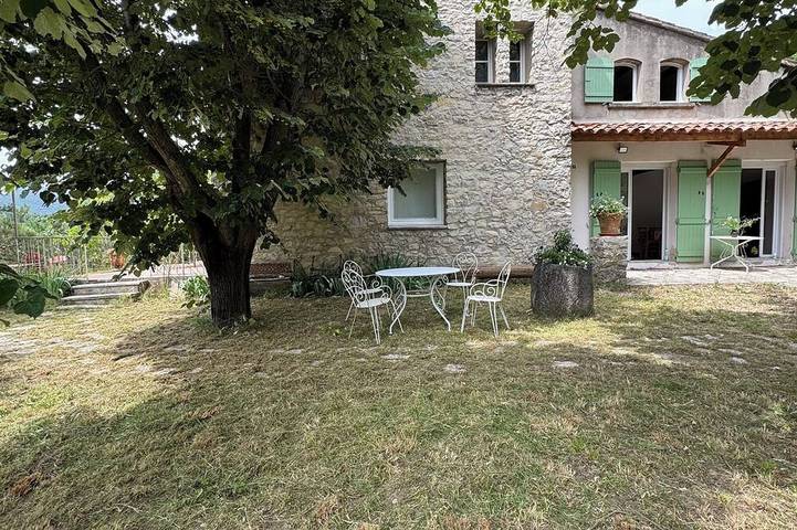 Chalet para 8 personas, con terraza y jardín - 1