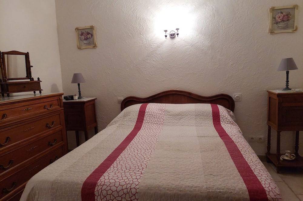 Casa toda comodidad, calma, mar cercano, lago y montaña in Tanneron, Region de Draguignan