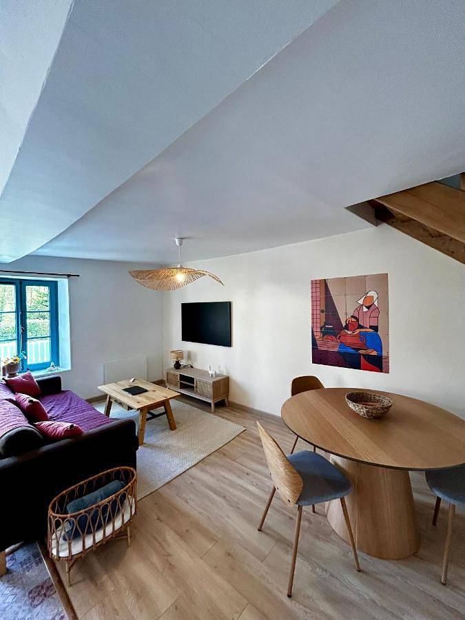 Location de vacances pour 2 personnes, avec jardin ainsi que terrasse et vue à Moulins-le-Carbonnel - 3