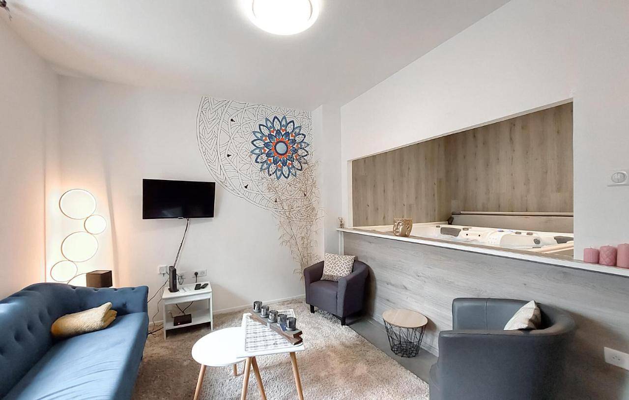 Appartement entier, Two-Bedroom Apartment in Le Thillot, Région d'Épinal