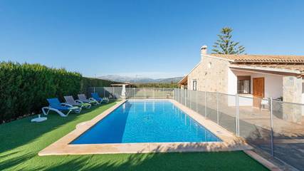 Villa in Sa Pobla, North Majorca für 7 