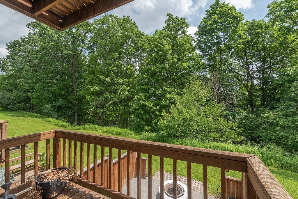Dog Friendly Chalet w/ Fire Pit & Lake Views in McHenry, Deep Creek Lake