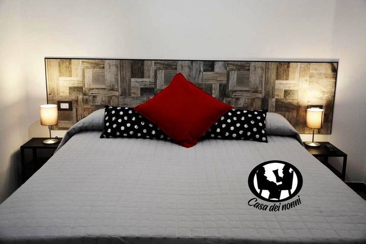 B&B für 2 Personen, mit Ausblick in Genua (Stadt)