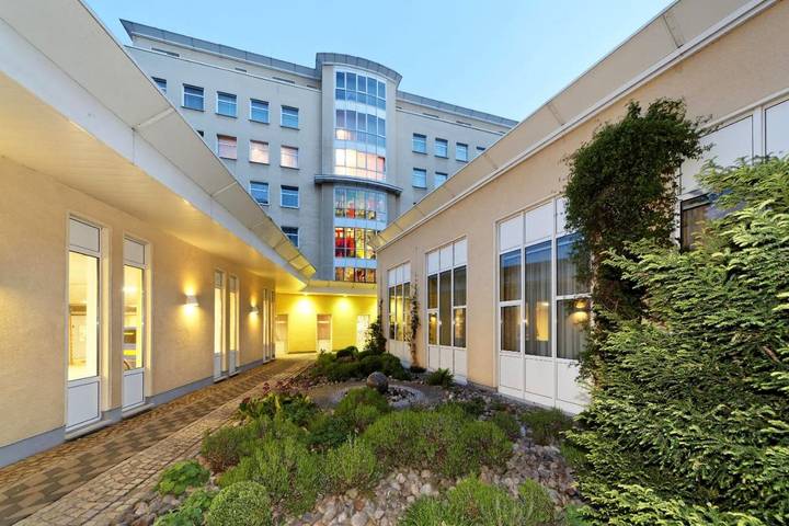 Hotel für 2 Personen, mit Terrasse und Pool sowie Sauna in Magdeburg