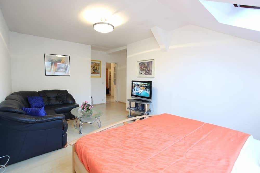 Ganze Wohnung, Holiday Penthouse Apartment in der Nähe des Schlosses Belvedere in Wien, Österreich in Wien, Donau Niederösterreich