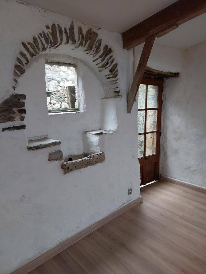 Double Room with Private Bathroom in Le Vigan, Parc national des Cévennes