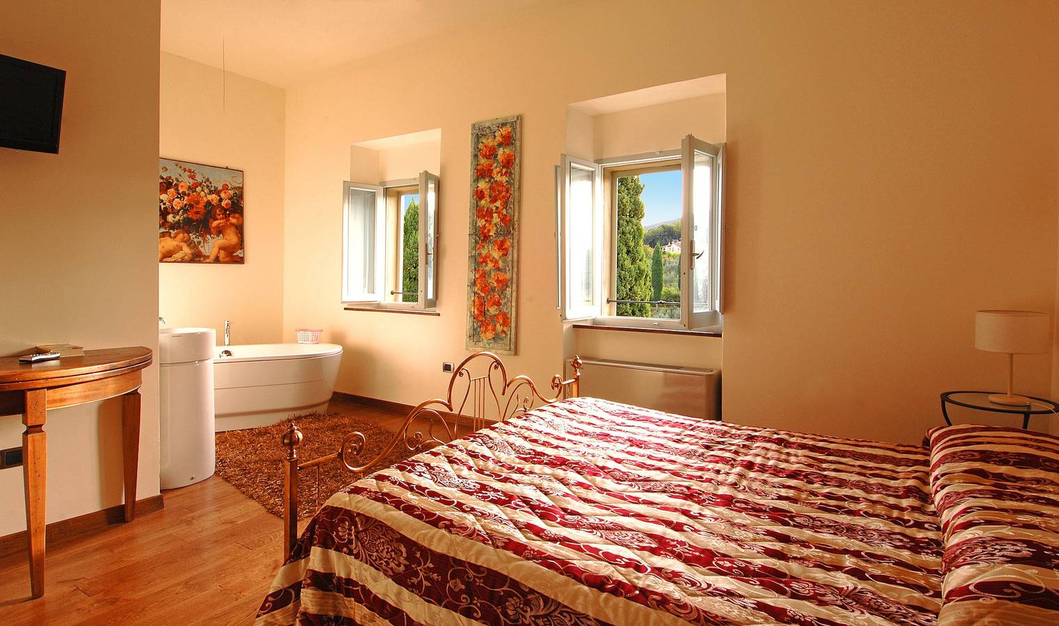 Villa "Arnilù" with Private Pool & Wi-Fi in San Gimignano, Siena Province