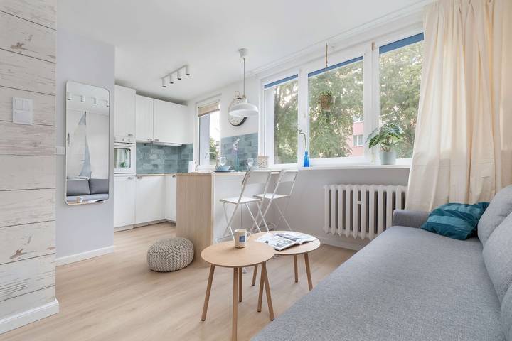 Ganze Ferienwohnung, Functional Studio | 15 minutes to the Beach | Smart Tv in Glettkau, Danzig