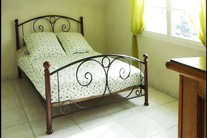 Gîte pour 6 personnes, avec terrasse, animaux acceptés à La Riche - 2