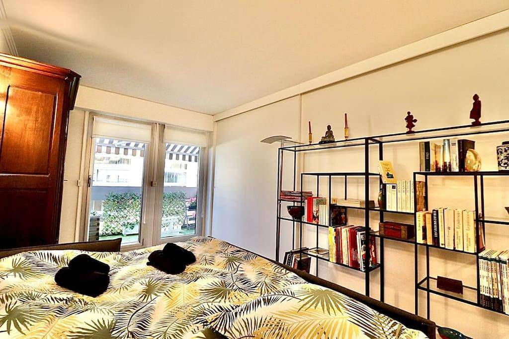 Appartement entier, 2 pièces avec balcon - Parking - Proche Versailles in Le Chesnay, Yvelines
