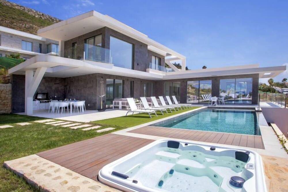 Casa vacanza a Jávea a partire da 358€ a notte